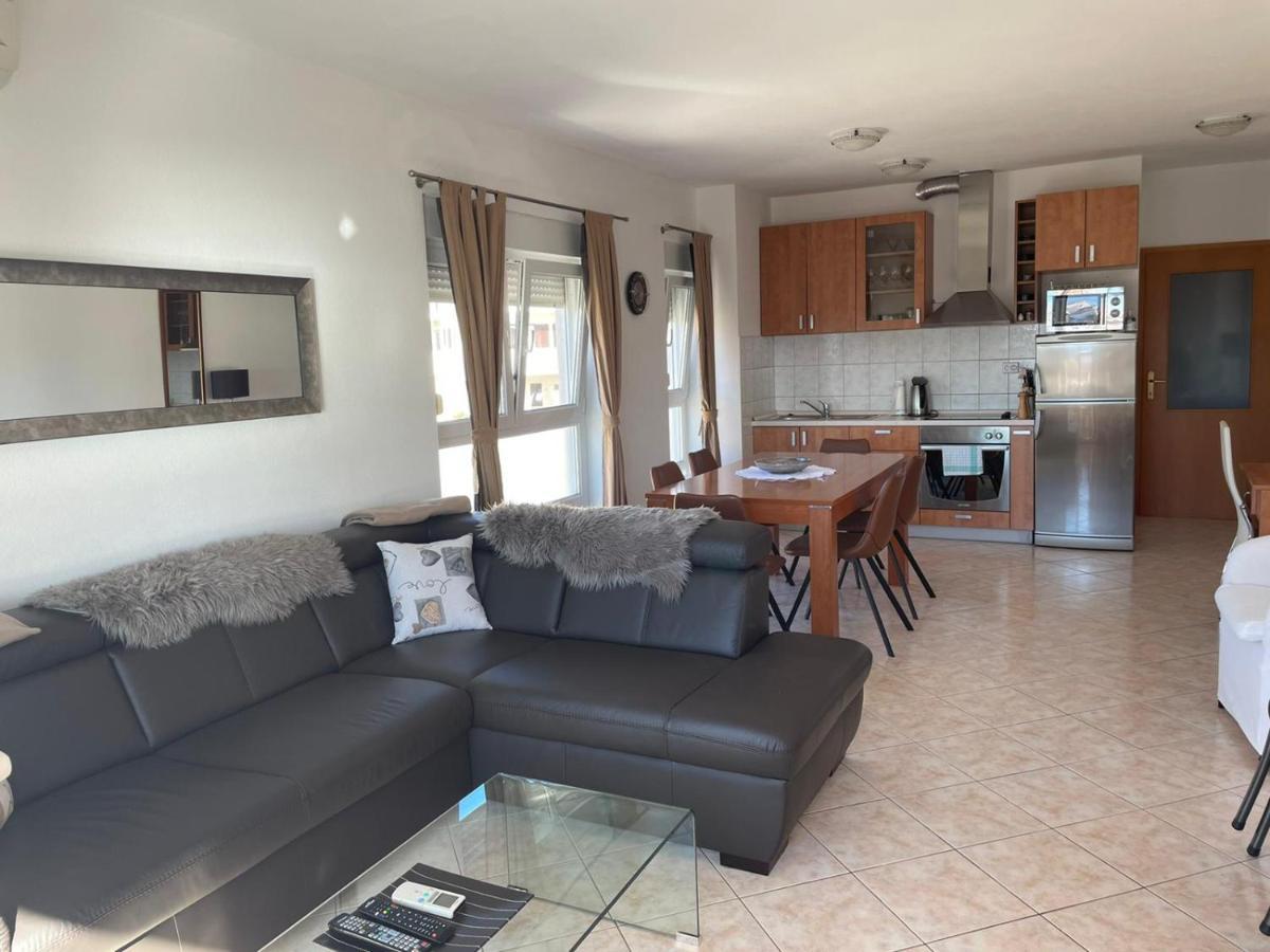 טרוגיר Apartments Mavarcica מראה חיצוני תמונה