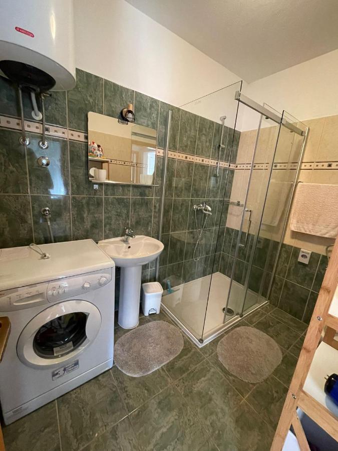 טרוגיר Apartments Mavarcica מראה חיצוני תמונה